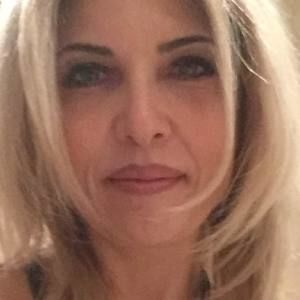 Meet your Posher, Anita